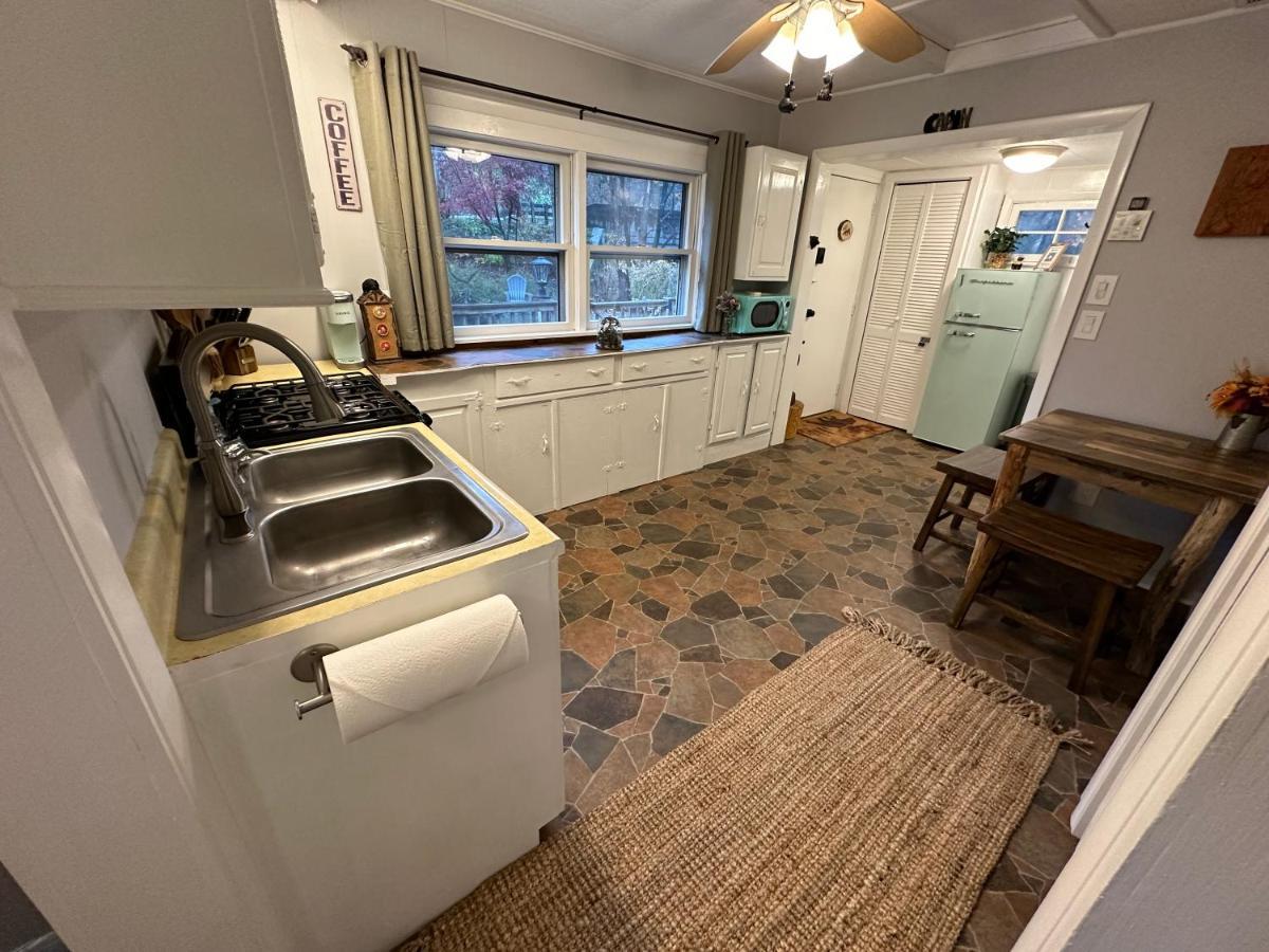 Escape To A Streamside Cabin In The Lower Catskills Wurtsboro Exterior photo